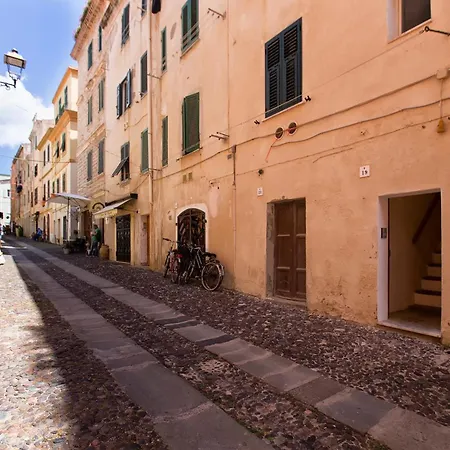 Grand Gioberti Elegante Nel Cuore Di Apartamento Alghero